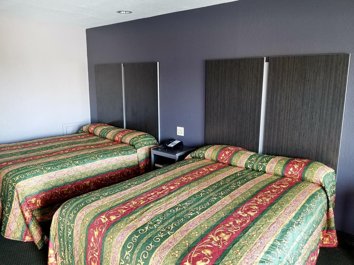 Executive Inn Pasadena Extérieur photo